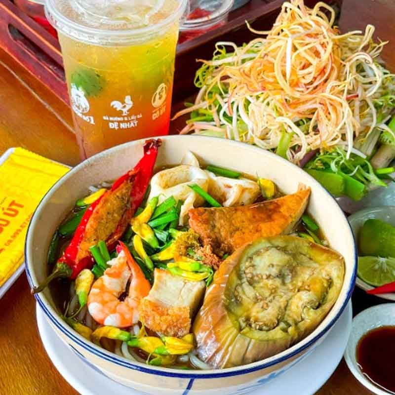 COMBO BÚN MẮM THẬP CẨM + NƯỚC UỐNG